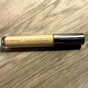 5 $25 💜 Ulta beauty Concealer with hyaluronic acid shade fair cool!